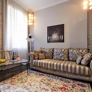 https://paulmarie-apartment-near-nezavisimosti.minsk-hotels.org