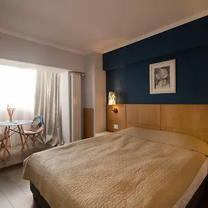 https://apartament-ultracentral-piata-victoriei.bucharesthotelsnow.com